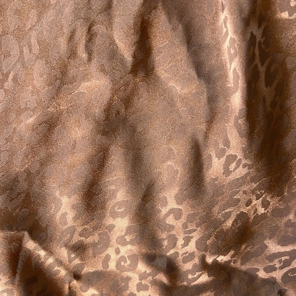 GILLI Leopard Print V. Neck Bronze Metallic Dolman Sleeve Dress Size Small 🐆 - Picture 8 of 11